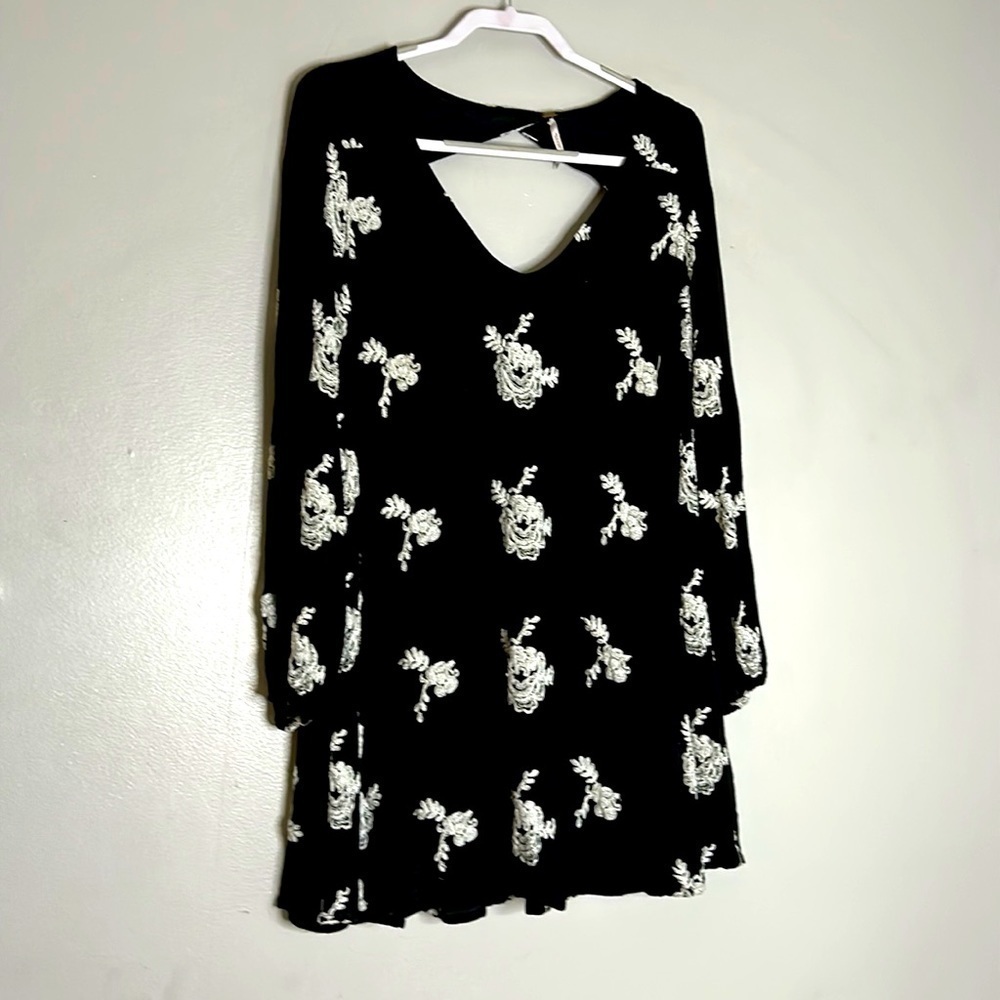 Free People Embroidered Austin Mini long sleeve Dress Small xs oversized - Picture 2 of 7